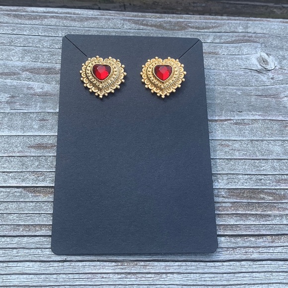 3/$20 Heart Shaped Vintage Avon Earrings - Picture 3 of 7